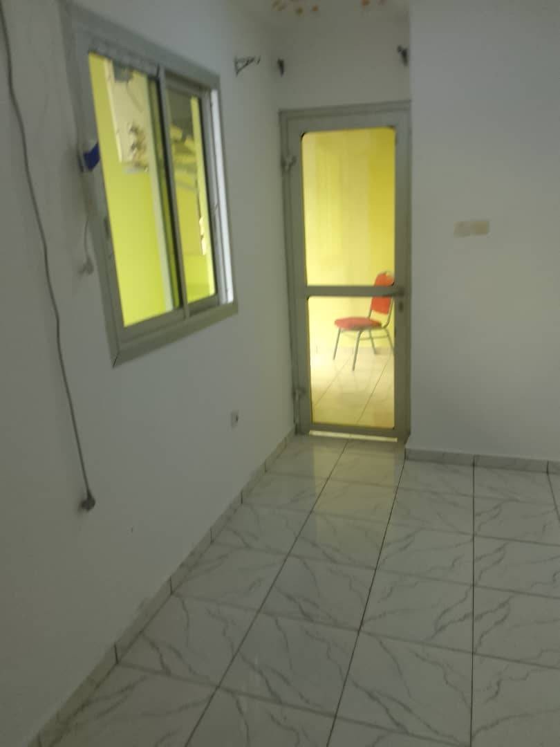 Studio moderne haut standing